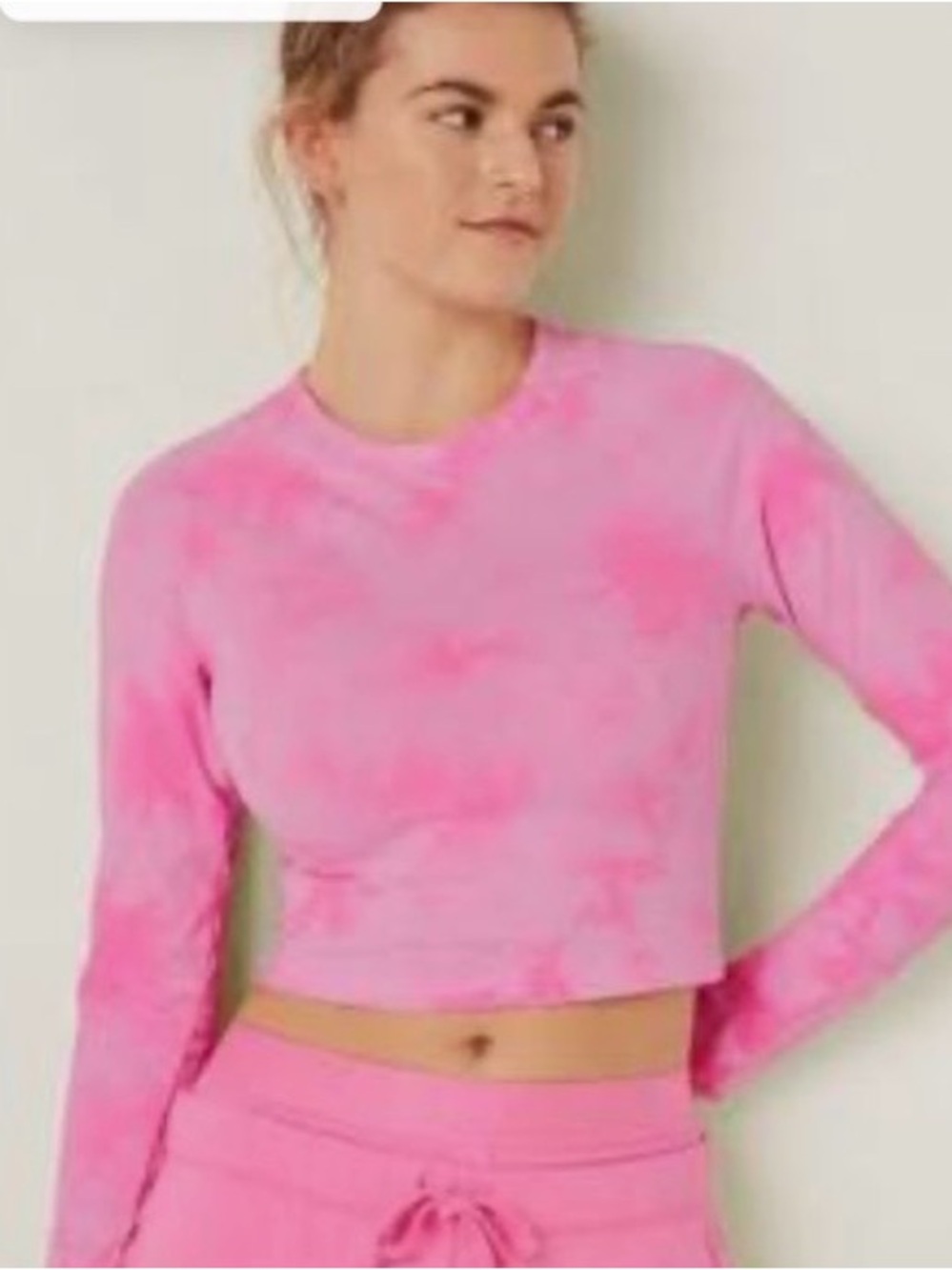 PINK Victoria's Secret Bright Pink Tie-Dye Long Sleeve Crop Top